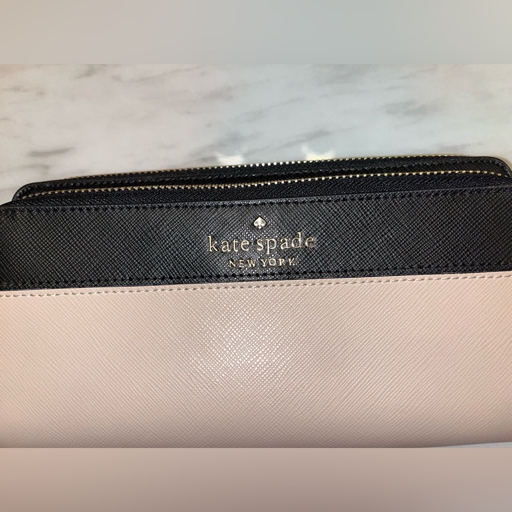 kate spade Black and Blush Zip-Around Wristlet Wallet - Picture 2 of 10